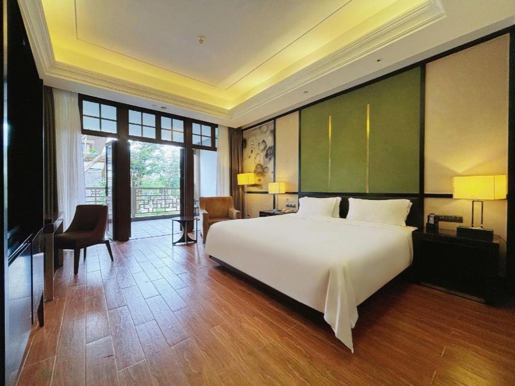 Eadry Royal Garden Hotel Haikou Haikou  Eksteriør billede