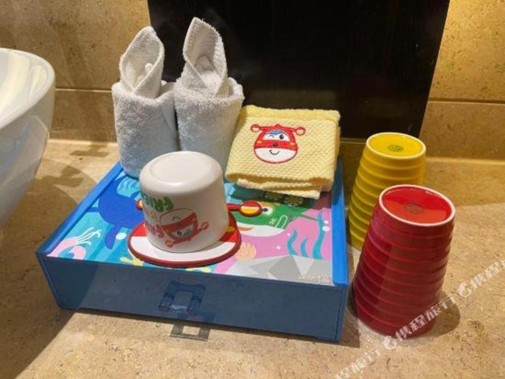 Eadry Royal Garden Hotel Haikou Haikou  Eksteriør billede