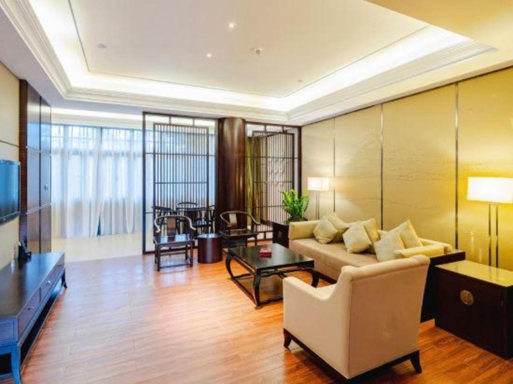 Eadry Royal Garden Hotel Haikou Haikou  Eksteriør billede